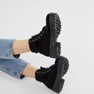 New Look Lace Up Boot
